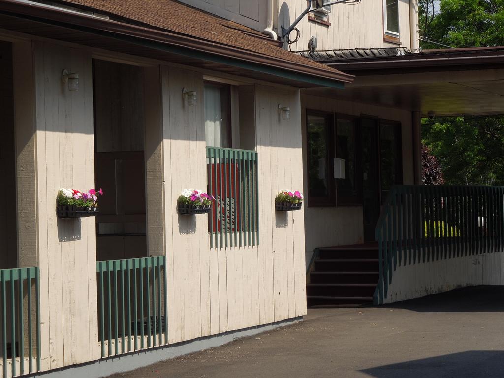 Knights Inn Endwell Экстерьер фото